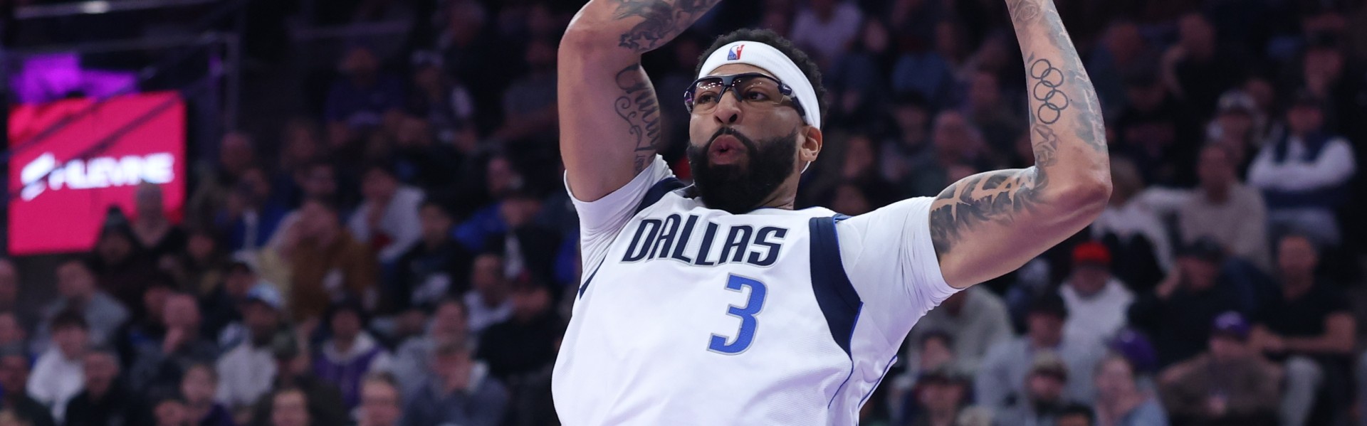 Stein：这次伤病基本排除了浓眉交易可能 侠队暂时也不会讨论续约