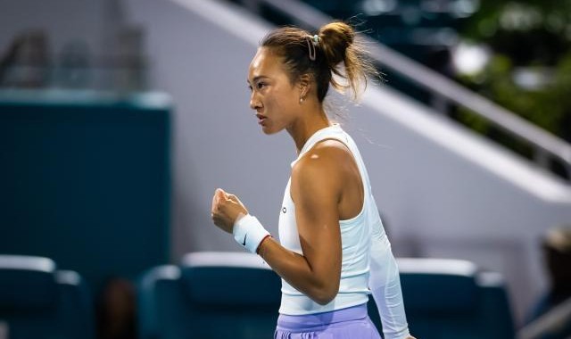 张奔斗：郑钦文有发球，就有胜利