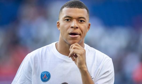 开云体育-8月就在眼前 姆巴佩即将获得一半忠诚奖金